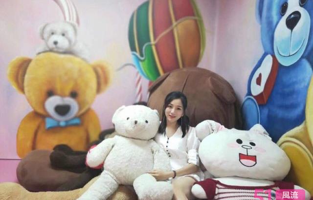 气质莎莎跟女朋友似的不催人