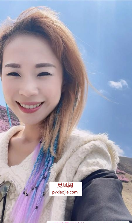 性格温柔友善小姐姐