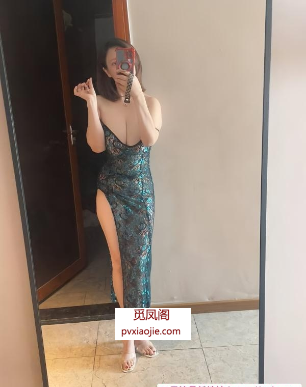 徐汇丰满巨乳少妇