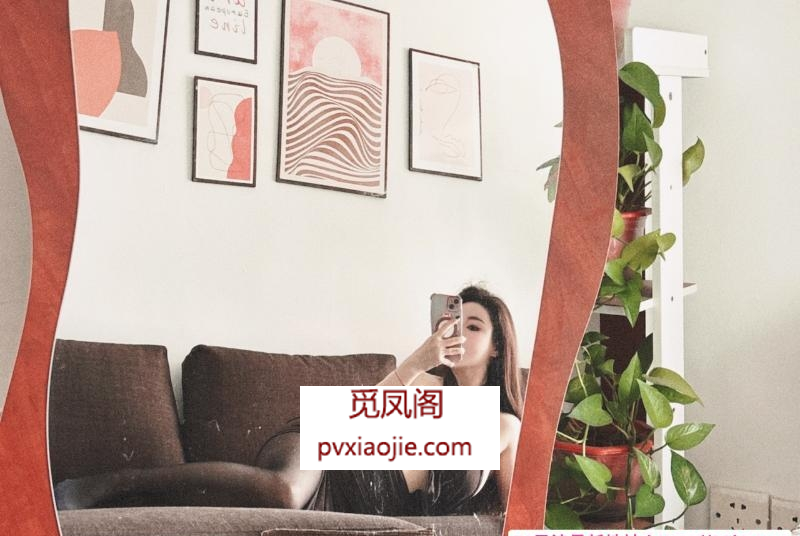 一字马小幸运老师