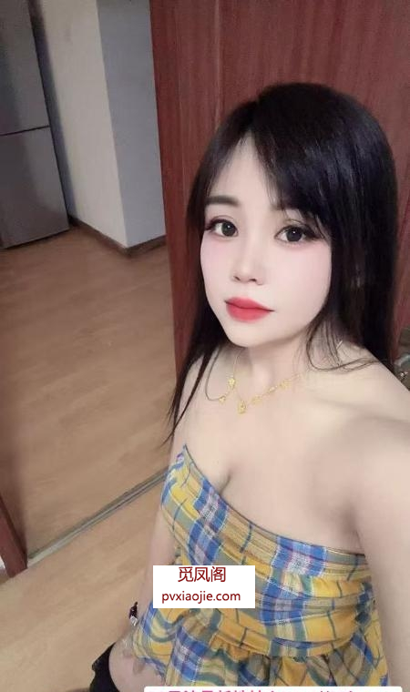 包河黑丝美乳少妇