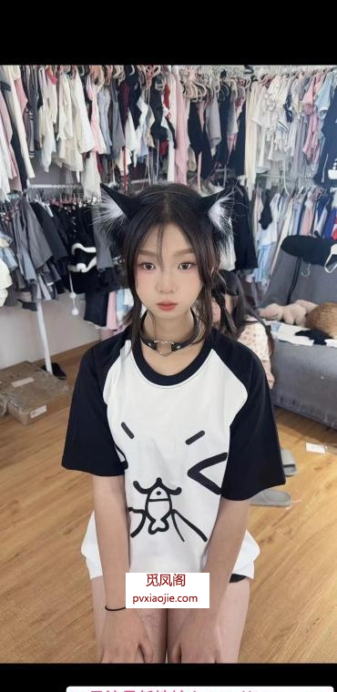 刚入行嫩妹豆豆