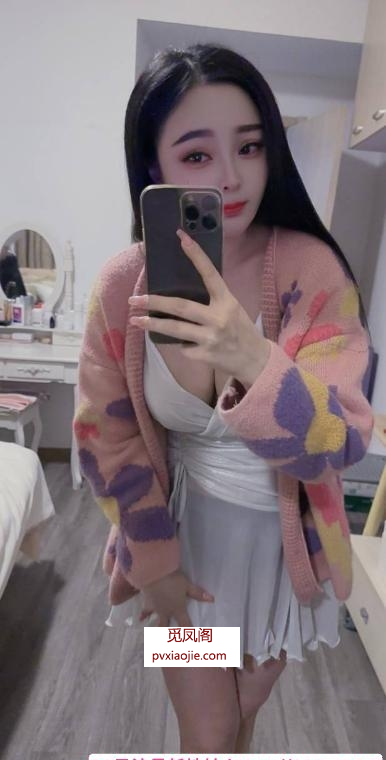 川渝巨乳妹蜜桃