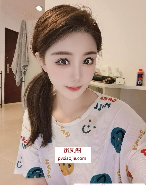 徐汇性感大胸颜值老师