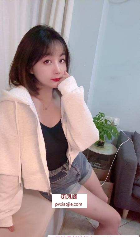 大波轻熟诗诗姐