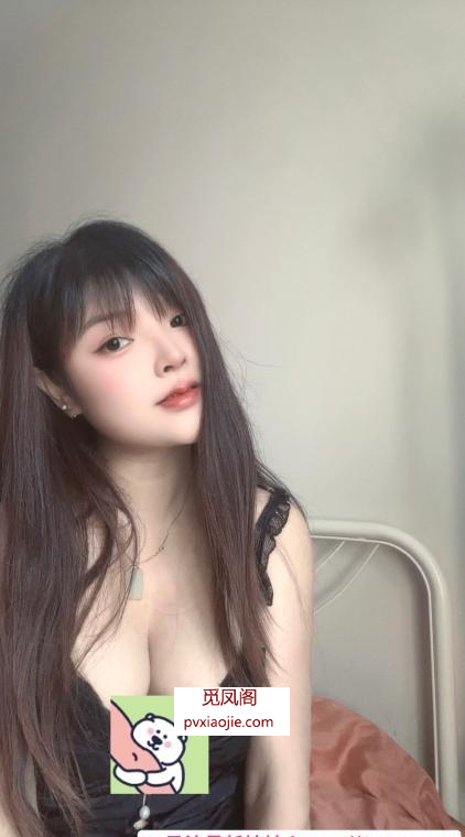 风骚肥臀大奶的小爱