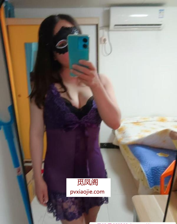 制服诱惑骚小静