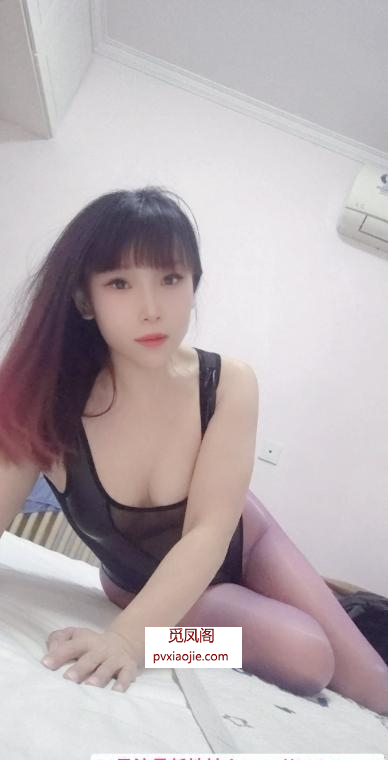 紫韵娇小少妇