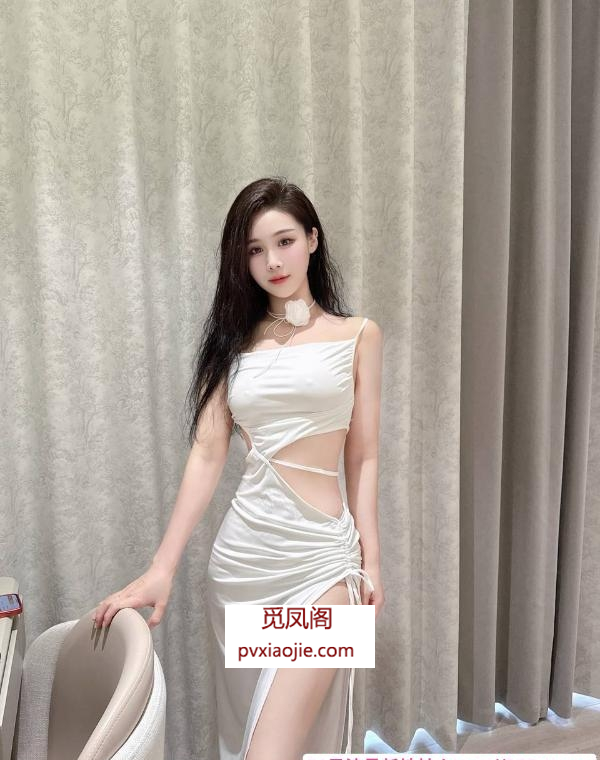 前凸后翘颜值萱萱