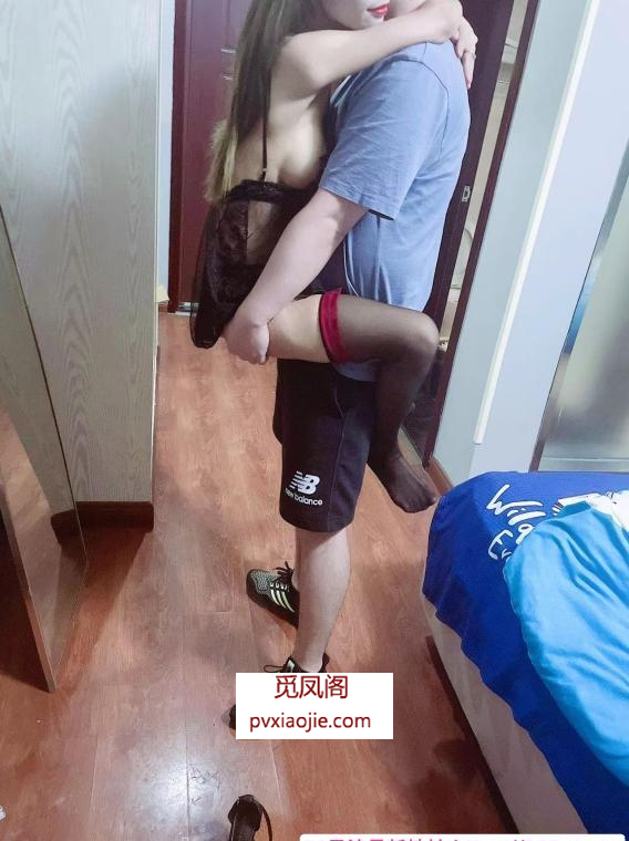 可抱起来玩的甜甜老师