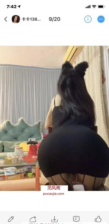 丰臀巨乳角色扮演小妈