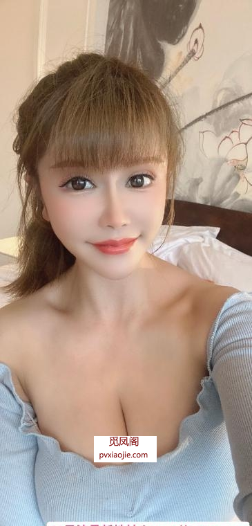 爱深喉的小骚妇