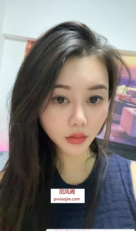 麦地蛇吻妹果果