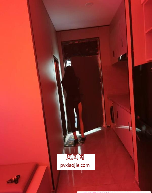 南开大奶美少妇比