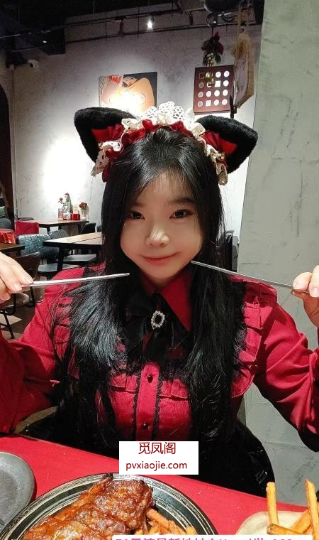 武昌肥臀嫩妹果果sm