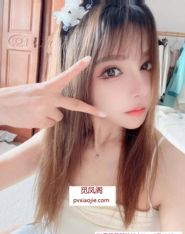 体验女友感十足小小