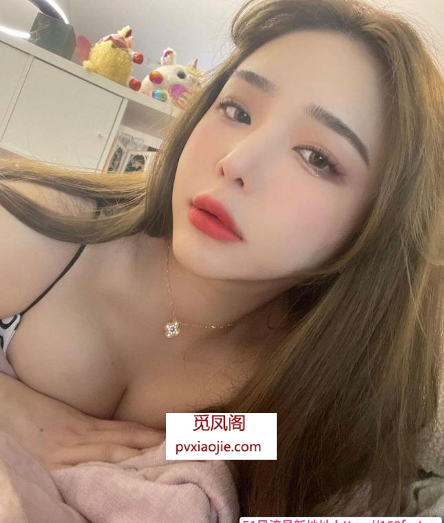 颜值爆表的小姐姐