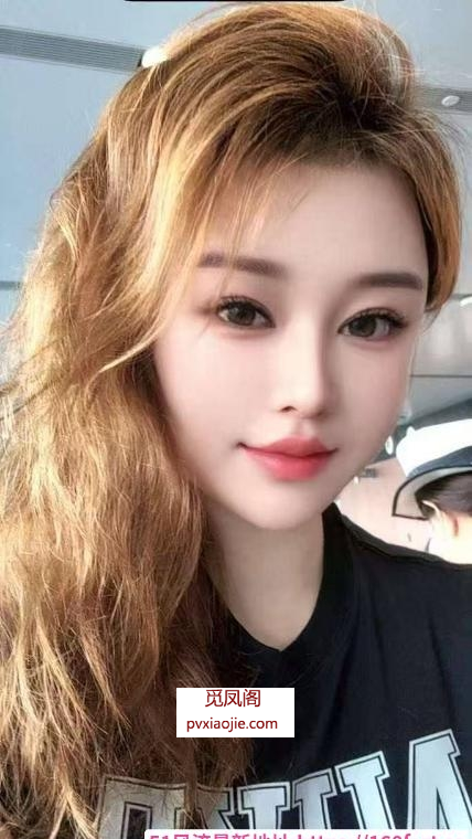 蜜桃臀健身教练咪西儿