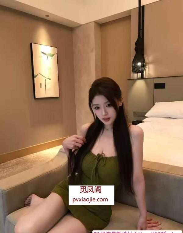 大胸多汁性感彤彤